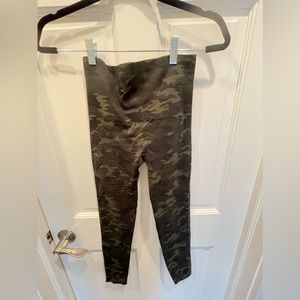 Spanx Leggings *size medium*